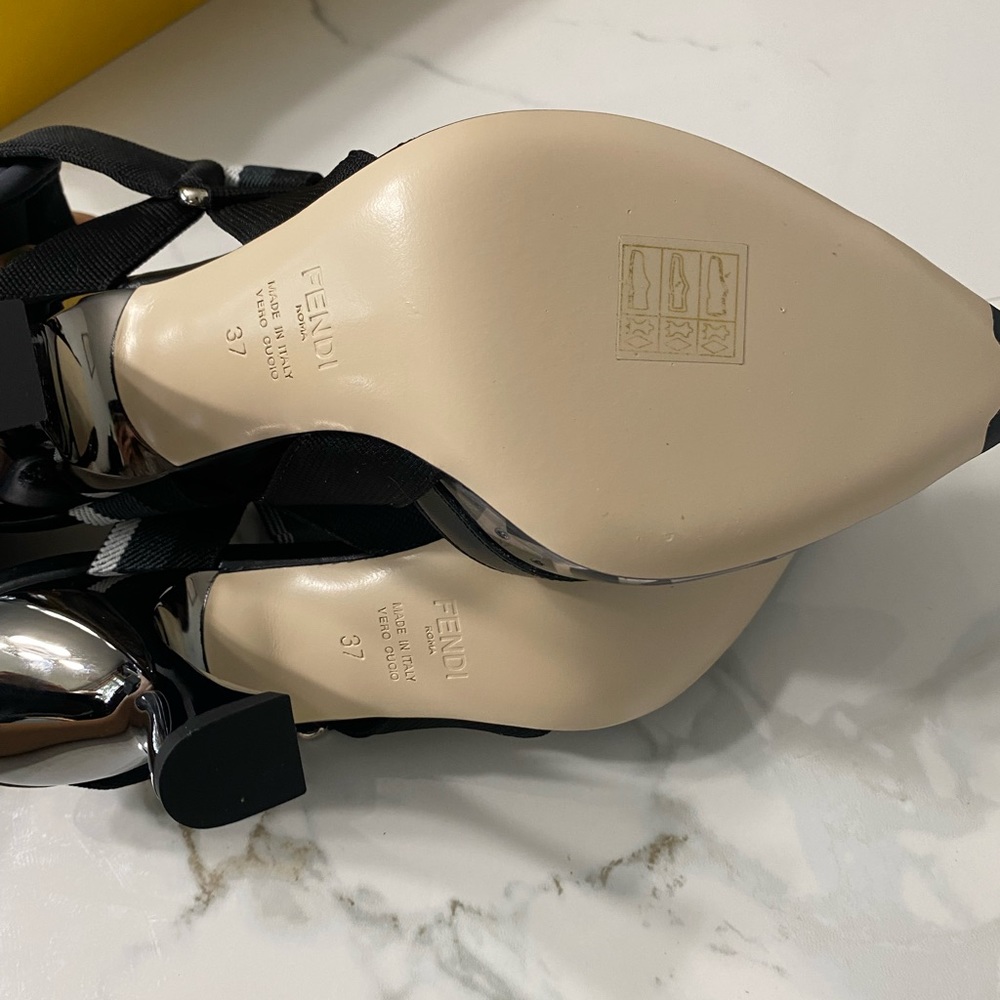 Fendi Colibrì FF motif slingback pumps - Picture 6 of 9